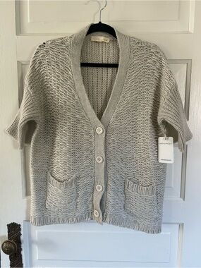 NWT Lovestitch Light Tan Chunky Knit Short-Sleeve Cardigan, Pockets. Size M/L